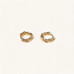 Dainty Twisted Pavé Zircon 18K Huggie Hoops